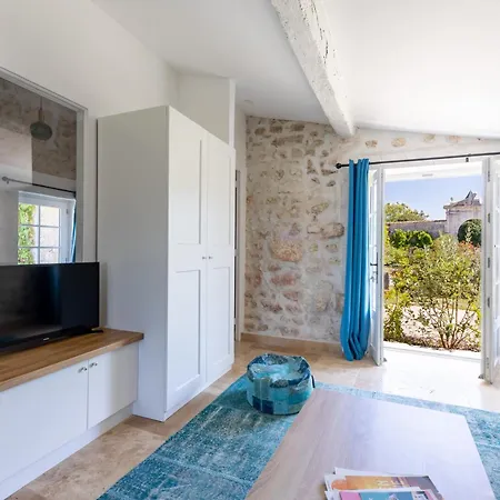 Chateau Du Xviie Siecle - Piscine Petanque & Barbecue Daire