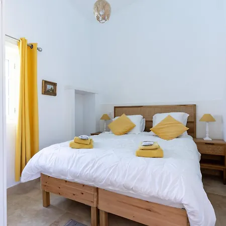 Chateau Du Xviie Siecle - Piscine Petanque & Barbecue Daire *