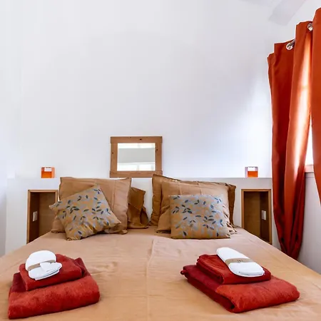 Chateau Du Xviie Siecle - Piscine Petanque & Barbecue *