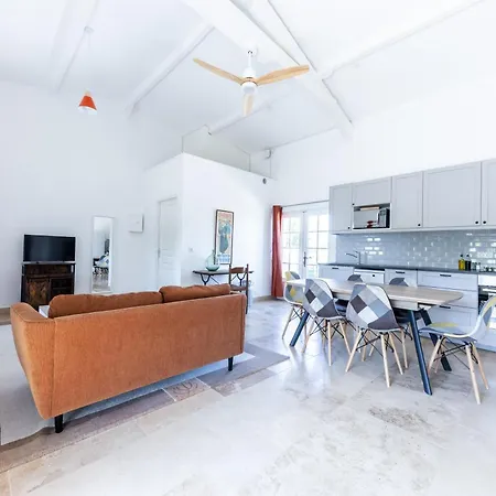 Chateau Du Xviie Siecle - Piscine Petanque & Barbecue *