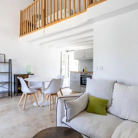 Chateau Du Xviie Siecle - Piscine Petanque & Barbecue *