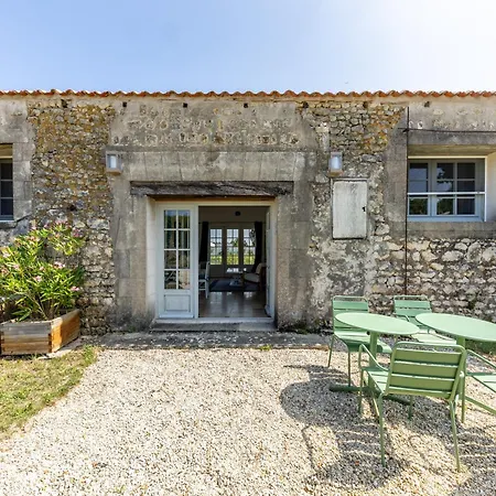 Chateau Du Xviie Siecle - Piscine Petanque & Barbecue *