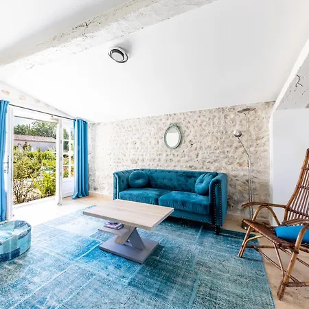 Chateau Du Xviie Siecle - Piscine Petanque & Barbecue 아파트 Saint-Just-Luzac